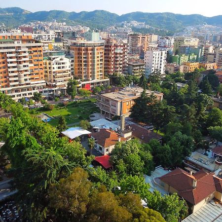 Hotel Palma Tirana Exteriör bild