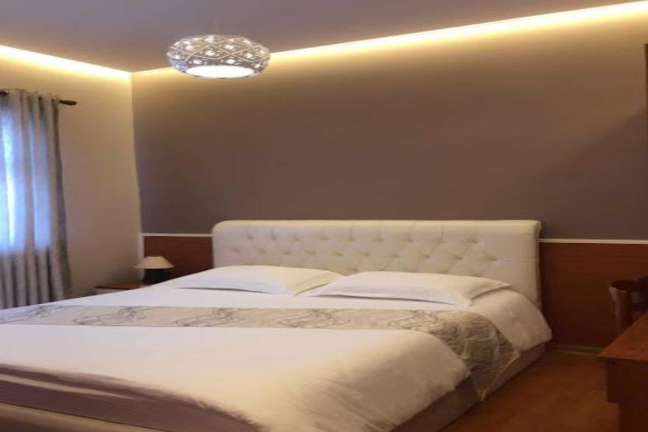 Hotel Palma Tirana Exteriör bild