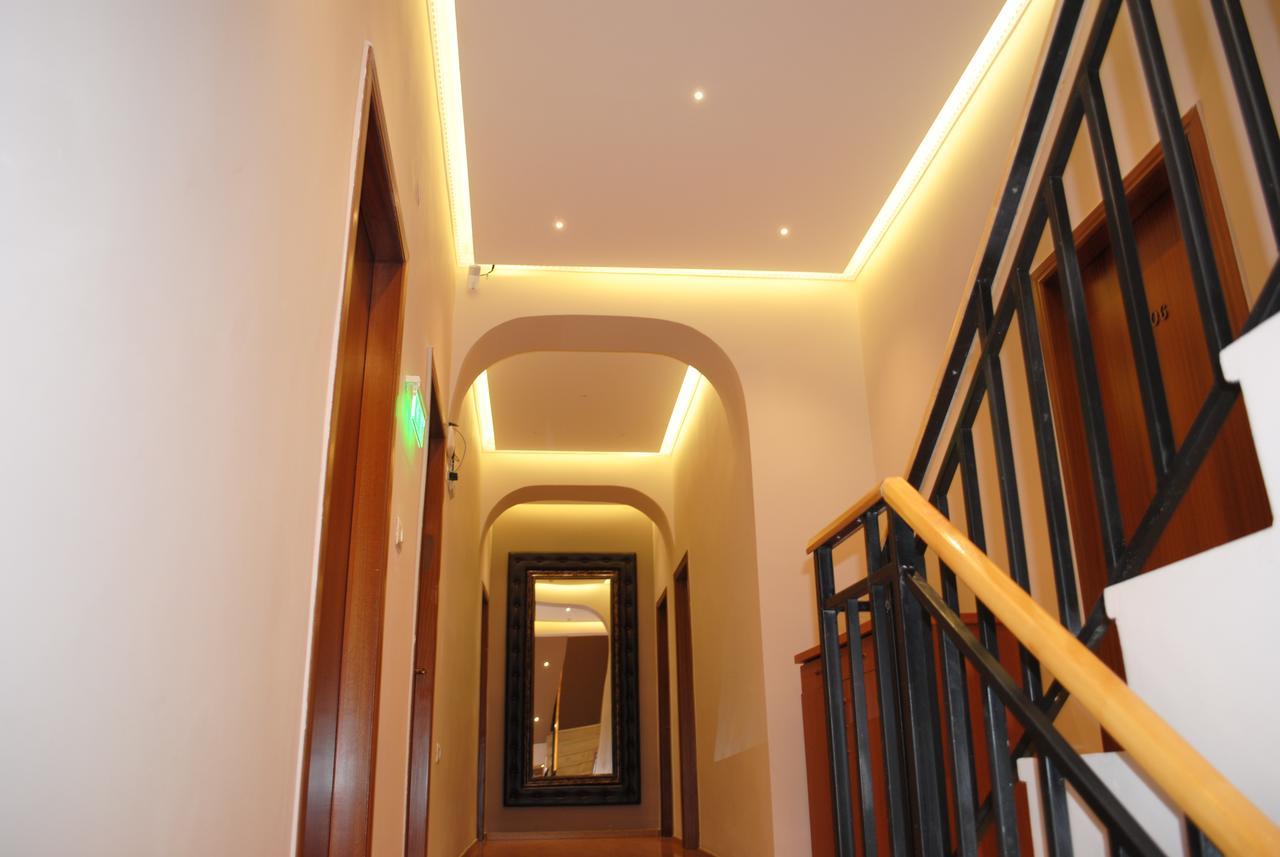 Hotel Palma Tirana Exteriör bild