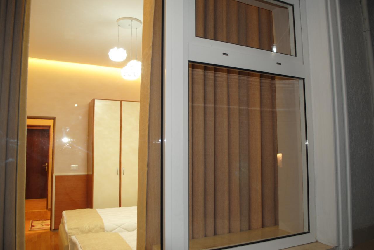 Hotel Palma Tirana Exteriör bild