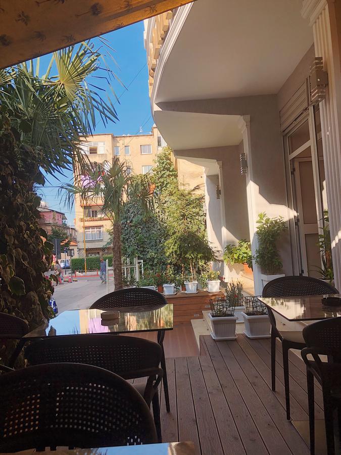 Hotel Palma Tirana Exteriör bild